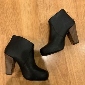 Steve Madden booties